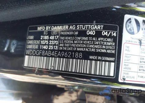 2014 Mercedes-Benz C 300 Luxury 4Matic/Sport 4Matic z USA, uszkodzony, nr VIN WDDGF8AB4EA962188